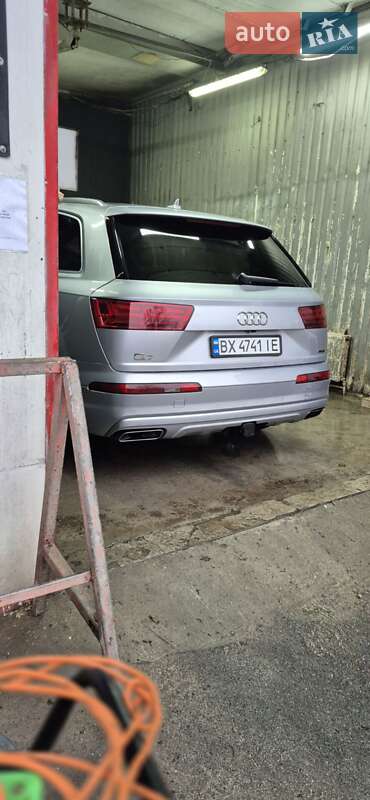 Позашляховик / Кросовер Audi Q7 2018 в Хмельницькому