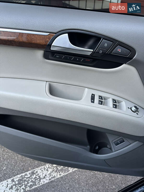 Позашляховик / Кросовер Audi Q7 2014 в Харкові