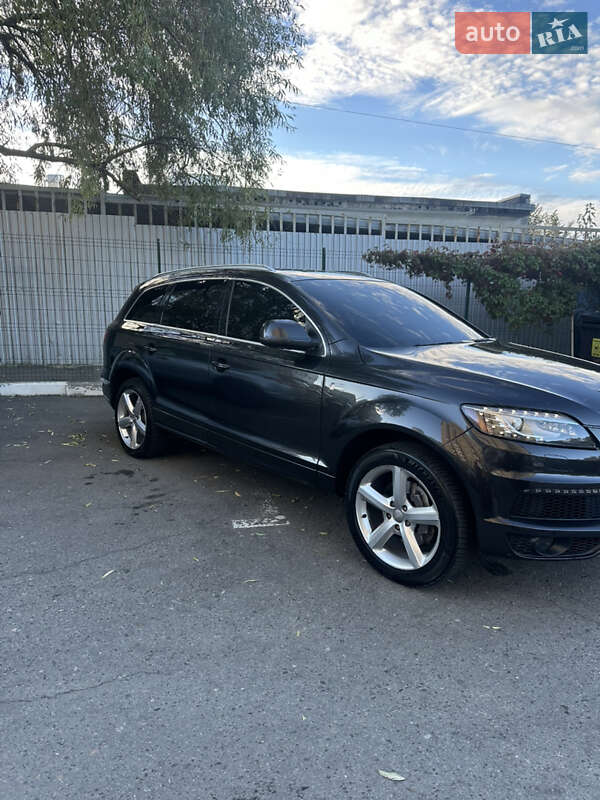 Позашляховик / Кросовер Audi Q7 2014 в Харкові