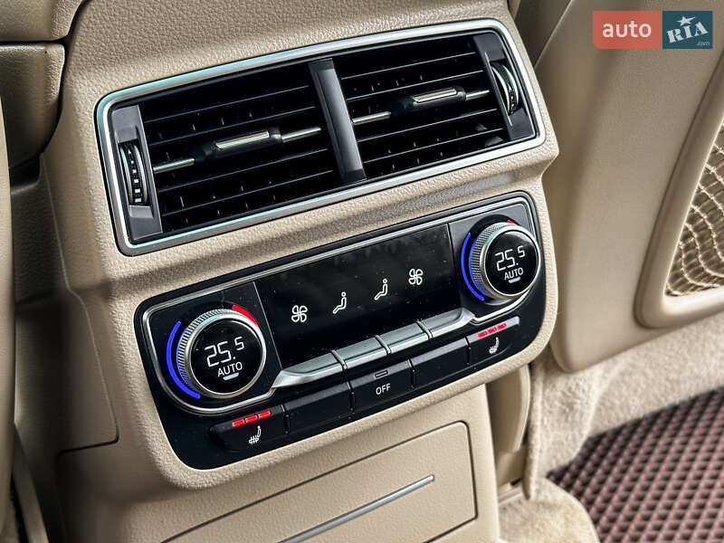 Позашляховик / Кросовер Audi Q7 2016 в Хмельницькому фото 20 Позашляховик / Кросовер Audi Q7 2016 в Хмельницькому