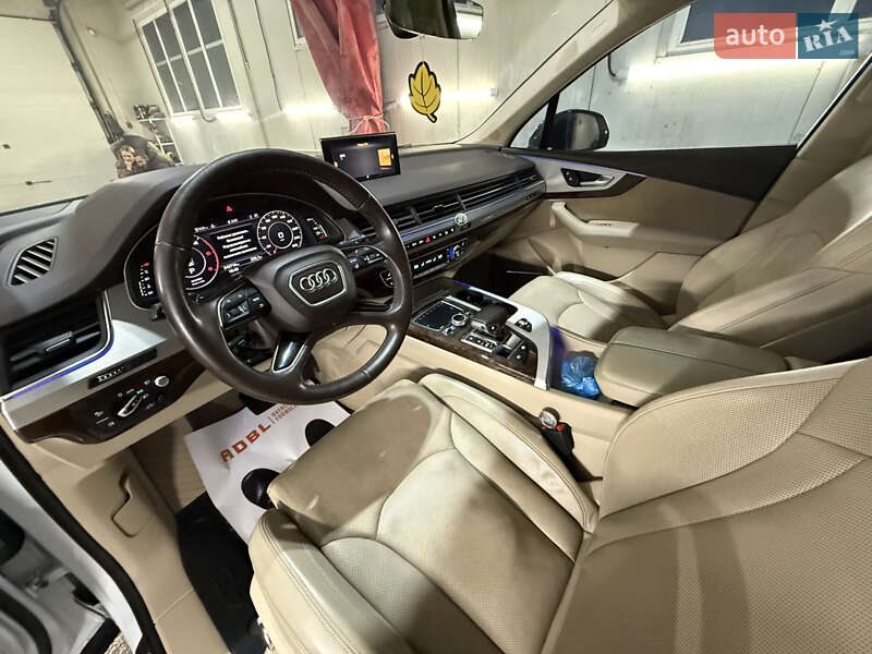 Позашляховик / Кросовер Audi Q7 2016 в Львові фото 37 Позашляховик / Кросовер Audi Q7 2016 в Львові