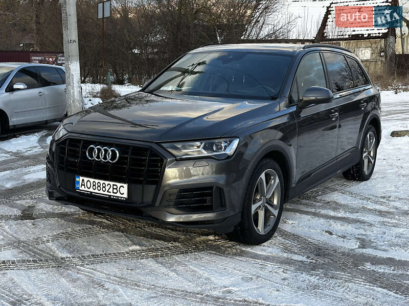 Внедорожник / Кроссовер Audi Q7 2020 в Рахове