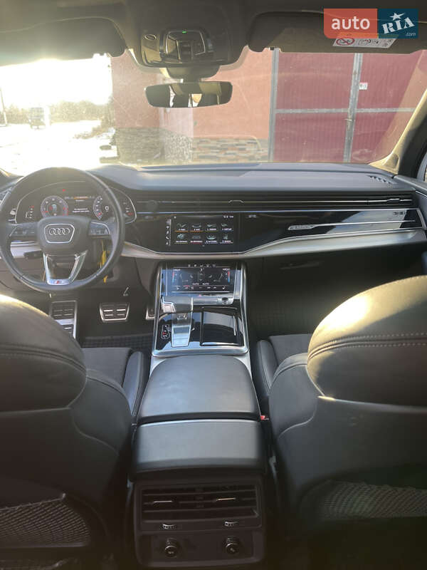 Внедорожник / Кроссовер Audi Q7 2020 в Рахове
