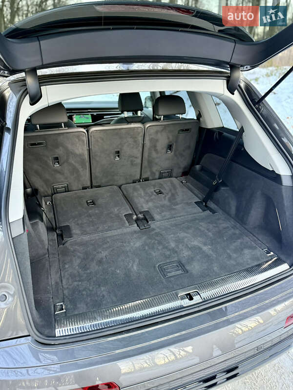 Внедорожник / Кроссовер Audi Q7 2020 в Львове