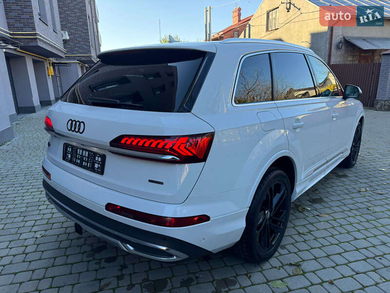 Позашляховик / Кросовер Audi Q7 2021 в Львові фото 10 Позашляховик / Кросовер Audi Q7 2021 в Львові