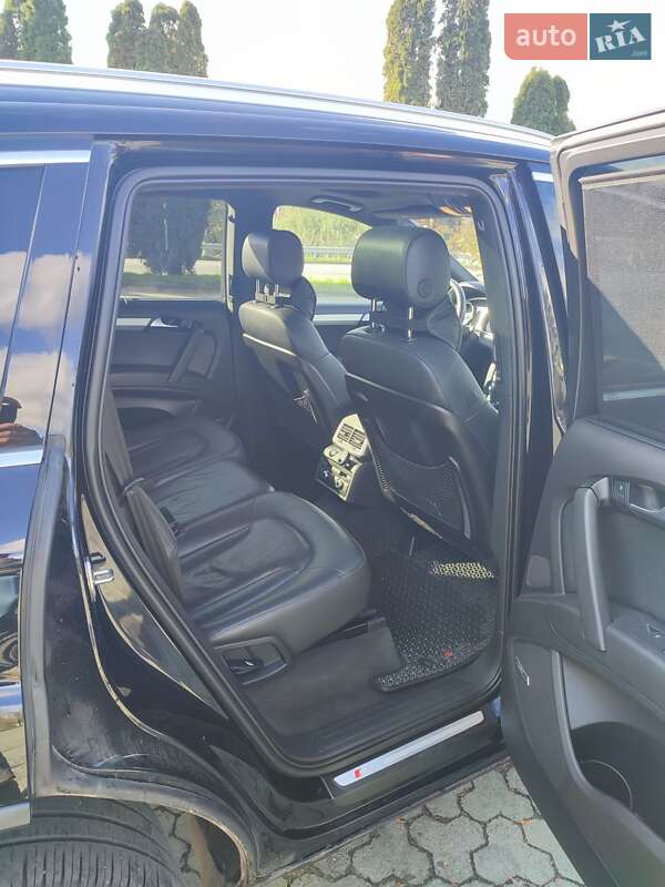 Позашляховик / Кросовер Audi Q7 2010 в Дубні фото 11 Позашляховик / Кросовер Audi Q7 2010 в Дубні