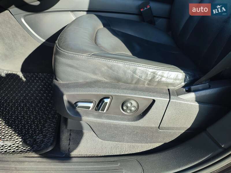 Позашляховик / Кросовер Audi Q7 2010 в Дубні фото 15 Позашляховик / Кросовер Audi Q7 2010 в Дубні