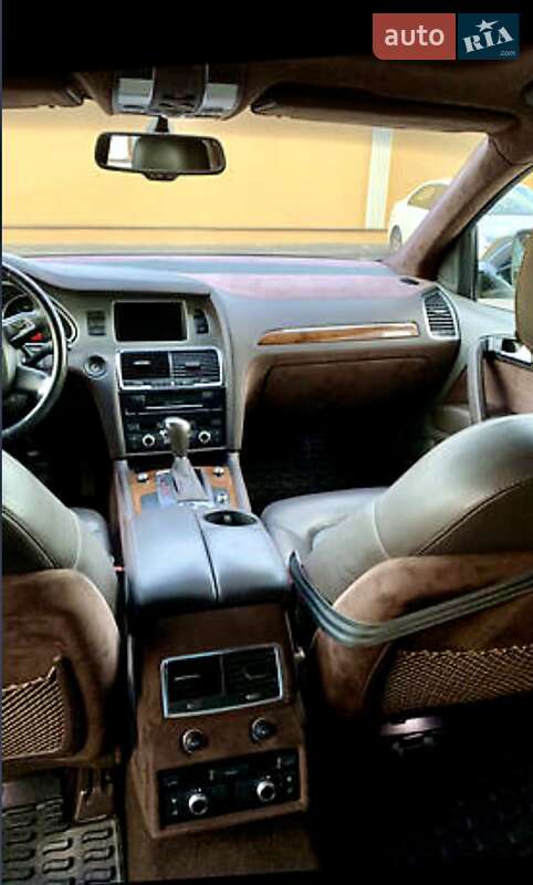 Внедорожник / Кроссовер Audi Q7 2011 в Одессе