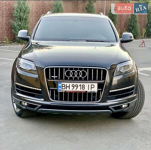 Внедорожник / Кроссовер Audi Q7 2011 в Одессе