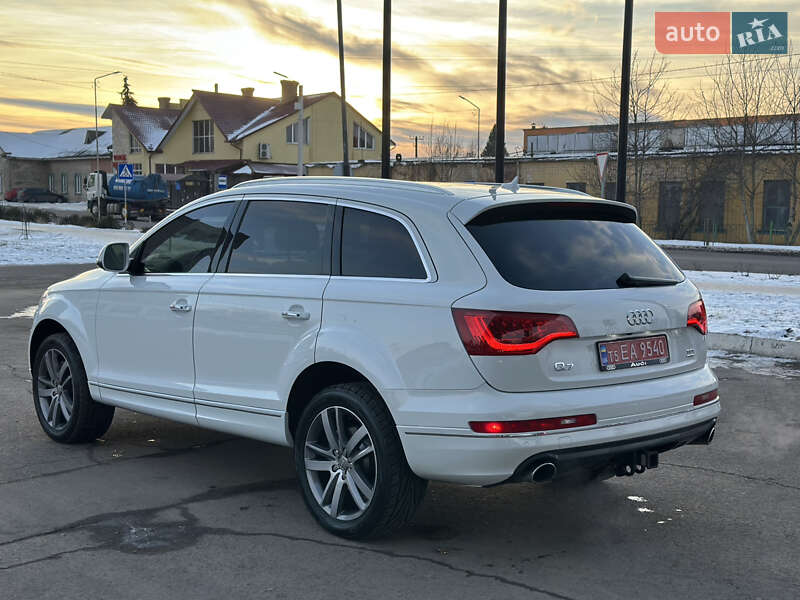 Позашляховик / Кросовер Audi Q7 2014 в Дубні
