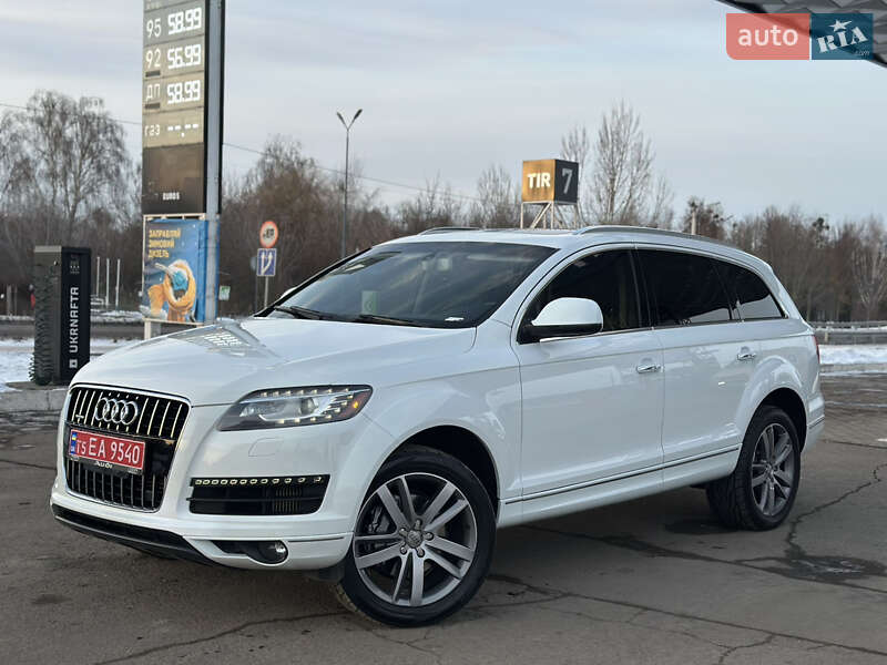 Позашляховик / Кросовер Audi Q7 2014 в Дубні