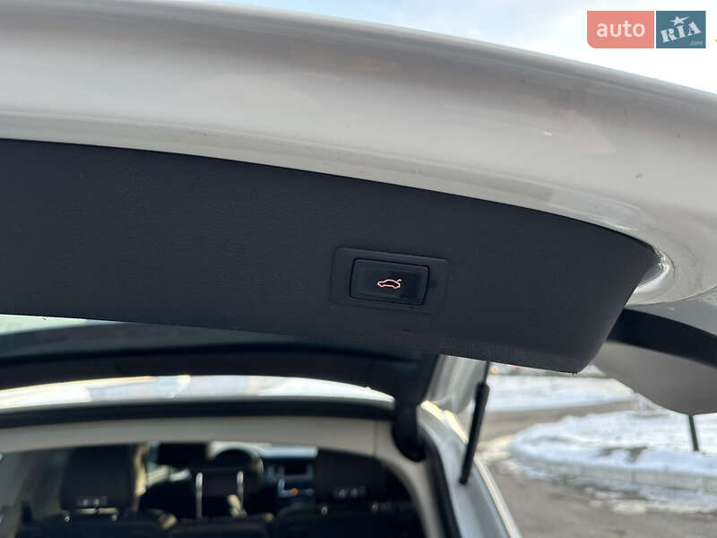 Позашляховик / Кросовер Audi Q7 2014 в Дубні