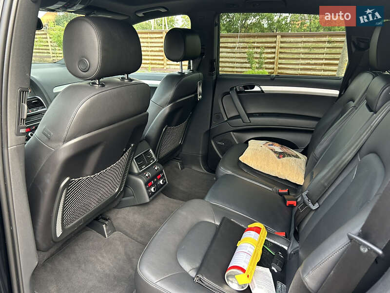 Внедорожник / Кроссовер Audi Q7 2015 в Владимире