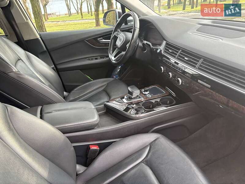 Внедорожник / Кроссовер Audi Q7 2017 в Запорожье фото 44 Внедорожник / Кроссовер Audi Q7 2017 в Запорожье