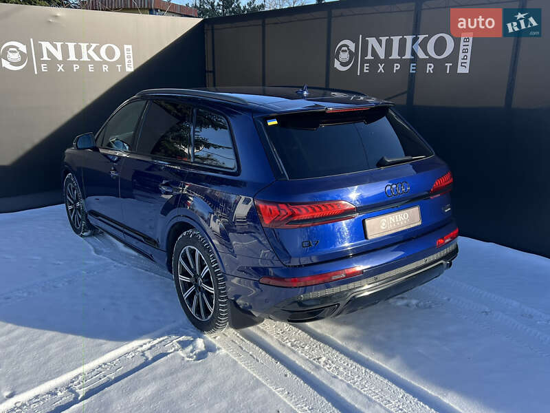 Позашляховик / Кросовер Audi Q7 2021 в Львові фото 7 Позашляховик / Кросовер Audi Q7 2021 в Львові