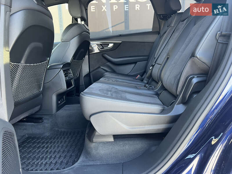 Позашляховик / Кросовер Audi Q7 2021 в Львові фото 27 Позашляховик / Кросовер Audi Q7 2021 в Львові