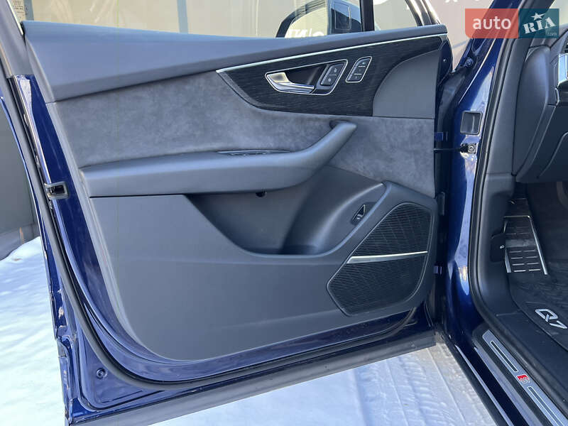 Позашляховик / Кросовер Audi Q7 2021 в Львові фото 34 Позашляховик / Кросовер Audi Q7 2021 в Львові