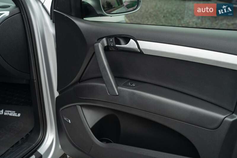 Внедорожник / Кроссовер Audi Q7 2013 в Черновцах фото 39 Внедорожник / Кроссовер Audi Q7 2013 в Черновцах