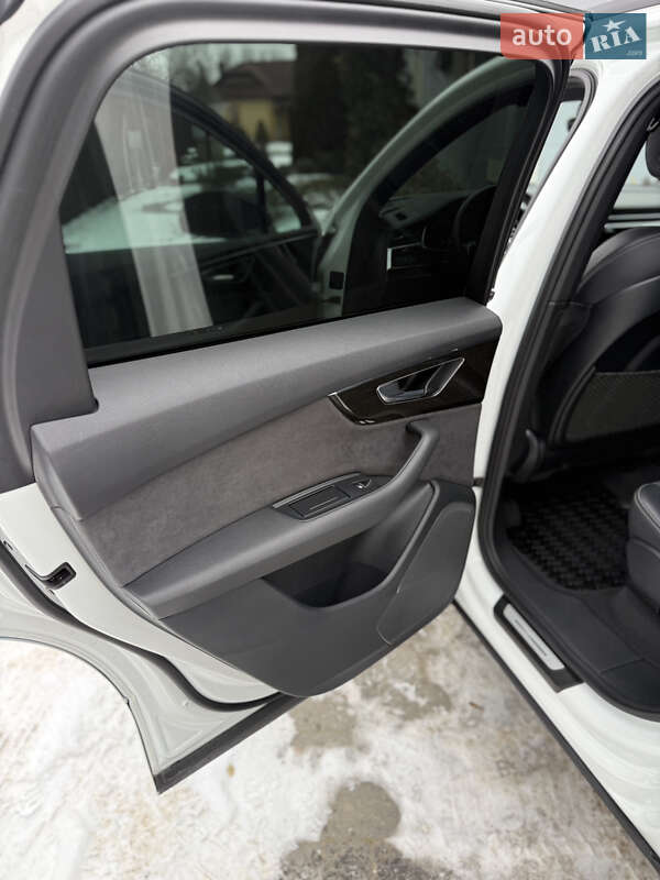 Внедорожник / Кроссовер Audi Q7 2023 в Коломые фото 35 Внедорожник / Кроссовер Audi Q7 2023 в Коломые