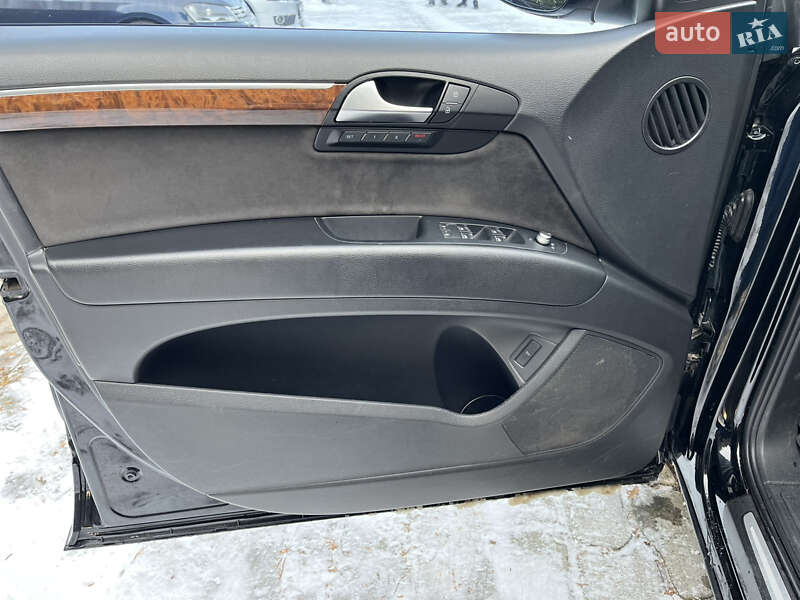 Внедорожник / Кроссовер Audi Q7 2013 в Белой Церкви