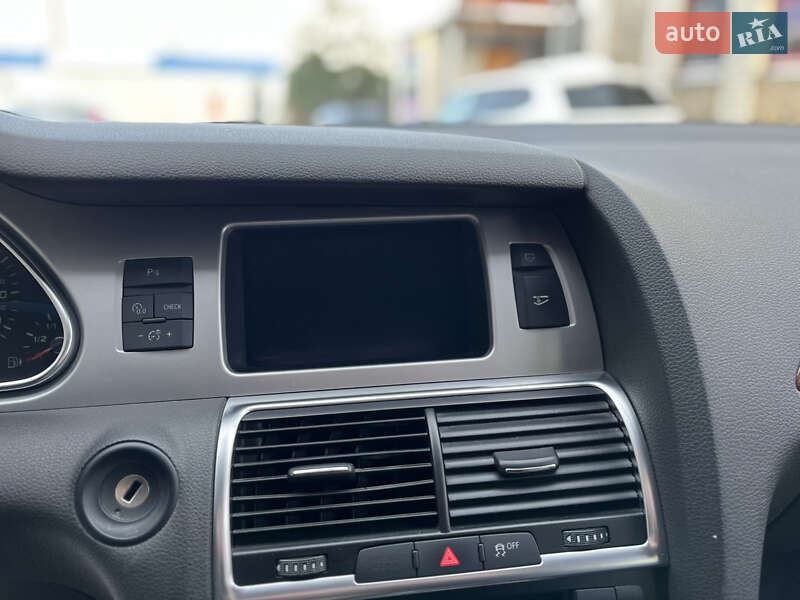 Внедорожник / Кроссовер Audi Q7 2013 в Белой Церкви