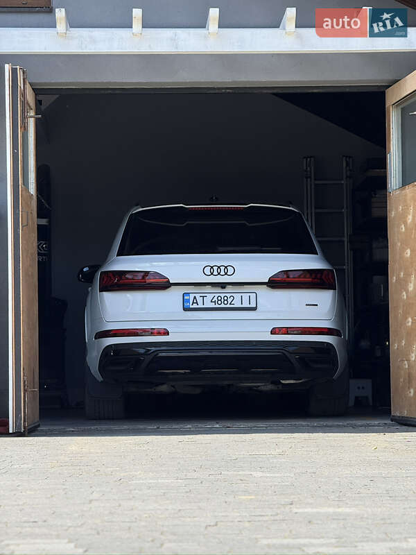Позашляховик / Кросовер Audi Q7 2023 в Коломиї