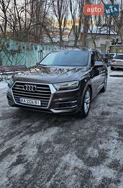 Позашляховик / Кросовер Audi Q7 2016 в Києві
