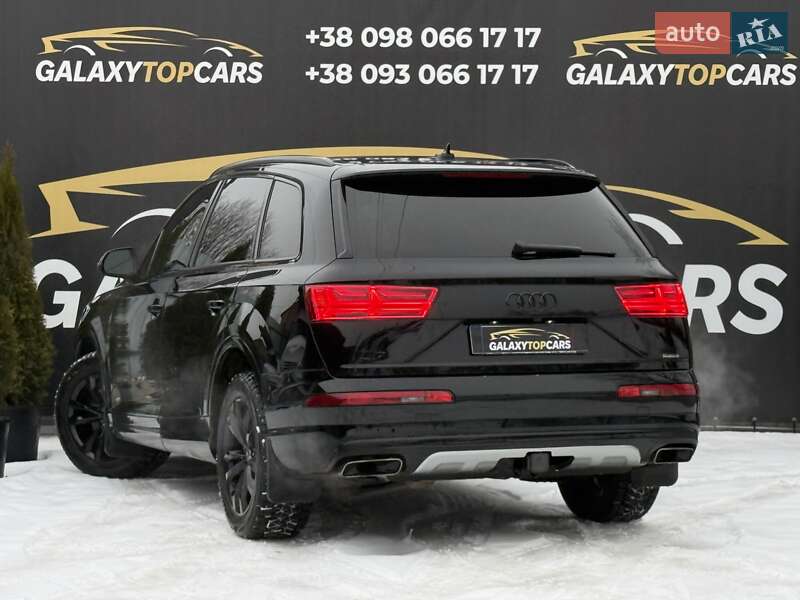 Позашляховик / Кросовер Audi Q7 2018 в Вінниці