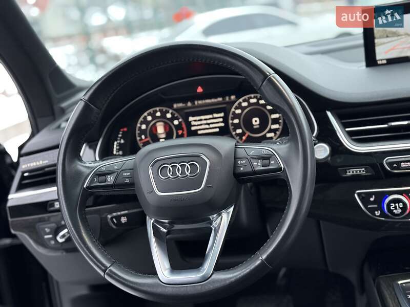 Позашляховик / Кросовер Audi Q7 2018 в Вінниці
