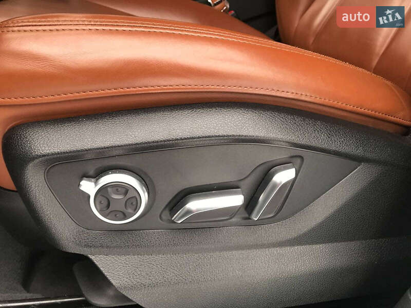 Позашляховик / Кросовер Audi Q7 2017 в Львові