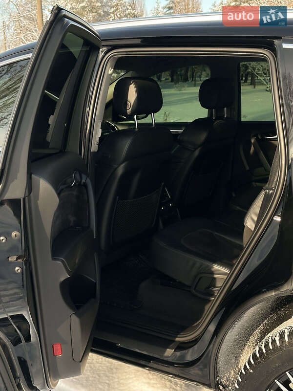 Внедорожник / Кроссовер Audi Q7 2013 в Кременчуге