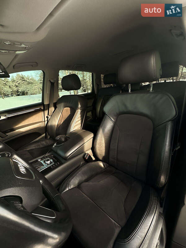 Внедорожник / Кроссовер Audi Q7 2013 в Кременчуге