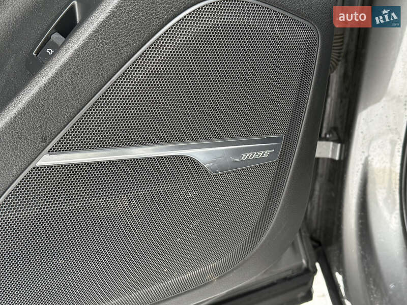 Внедорожник / Кроссовер Audi Q7 2017 в Стрые