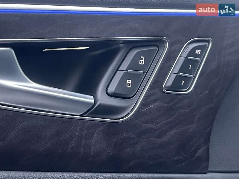 Внедорожник / Кроссовер Audi Q7 2023 в Днепре