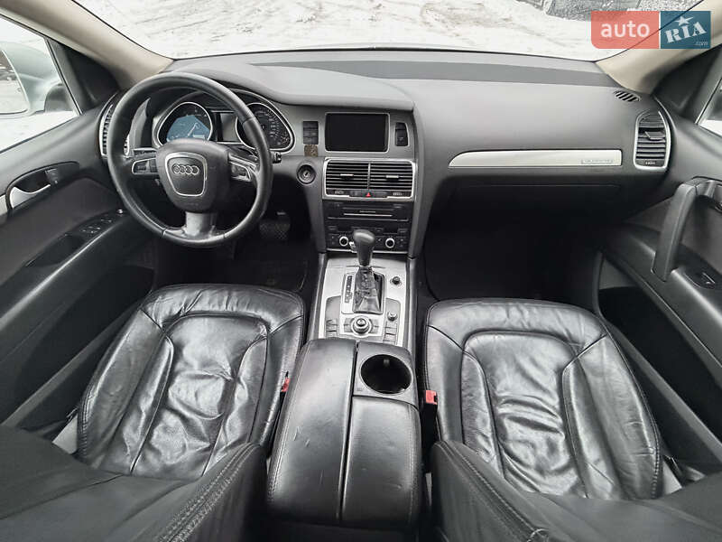 Внедорожник / Кроссовер Audi Q7 2009 в Киеве