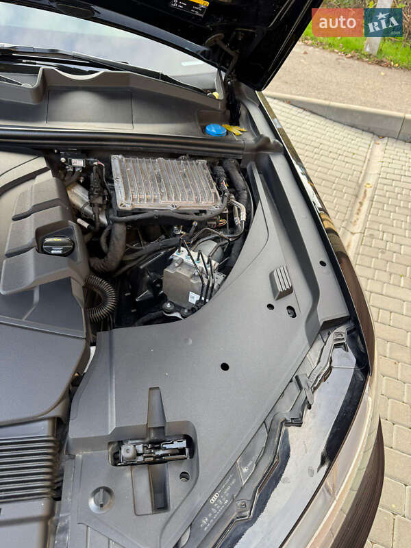 Внедорожник / Кроссовер Audi Q7 2018 в Одессе