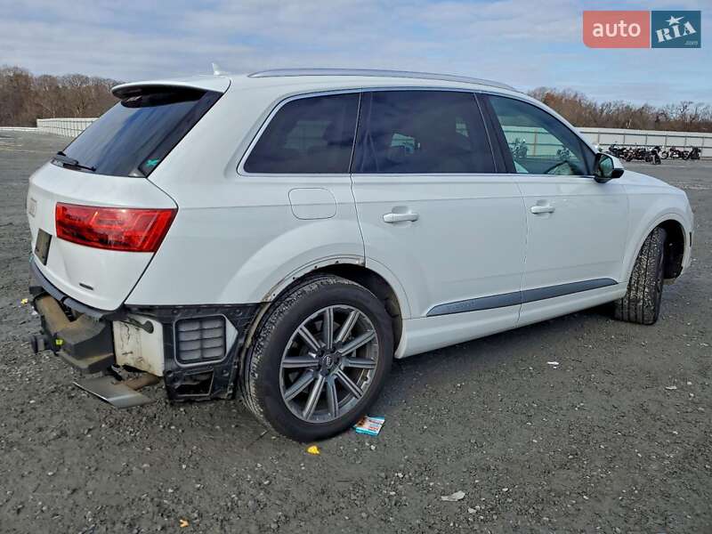 Позашляховик / Кросовер Audi Q7 2018 в Львові