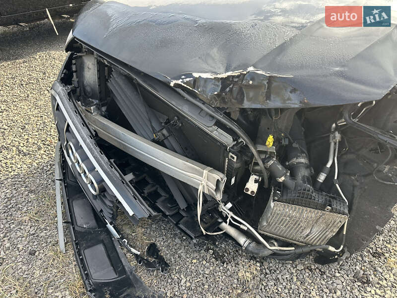 Позашляховик / Кросовер Audi Q7 2021 в Ужгороді