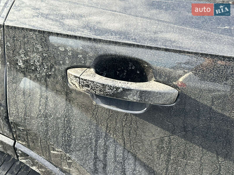 Позашляховик / Кросовер Audi Q7 2021 в Ужгороді