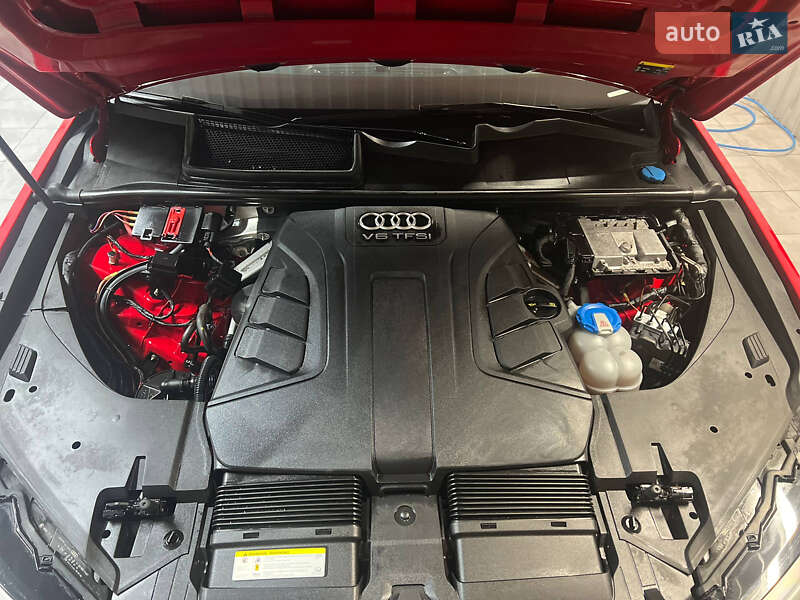 Позашляховик / Кросовер Audi Q7 2015 в Костопілі