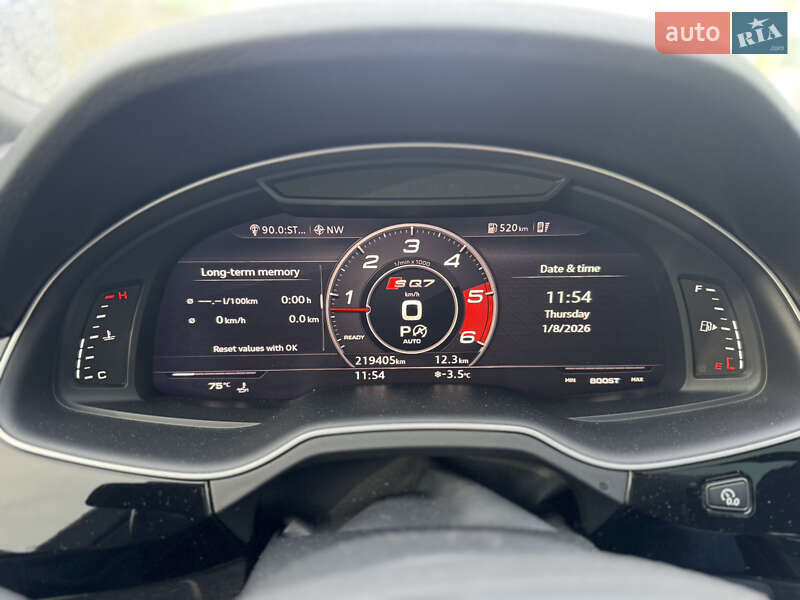 Позашляховик / Кросовер Audi Q7 2017 в Стрию