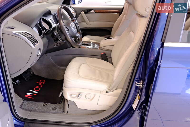 Позашляховик / Кросовер Audi Q7 2015 в Одесі