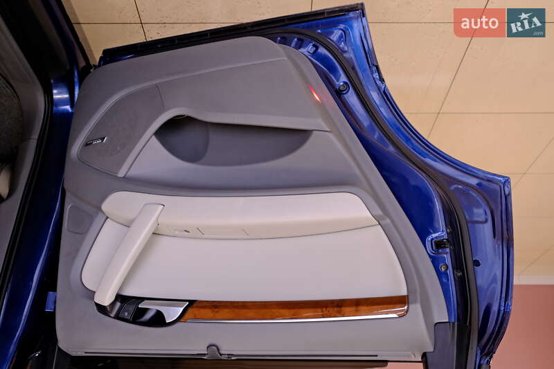 Позашляховик / Кросовер Audi Q7 2015 в Одесі