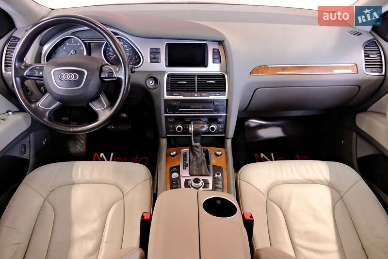 Позашляховик / Кросовер Audi Q7 2015 в Одесі