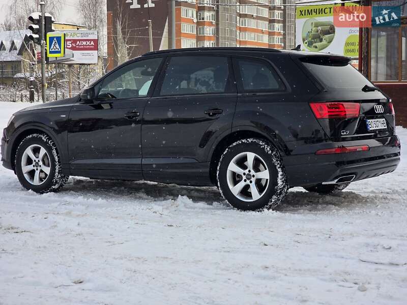 Позашляховик / Кросовер Audi Q7 2017 в Тернополі фото 14 Позашляховик / Кросовер Audi Q7 2017 в Тернополі