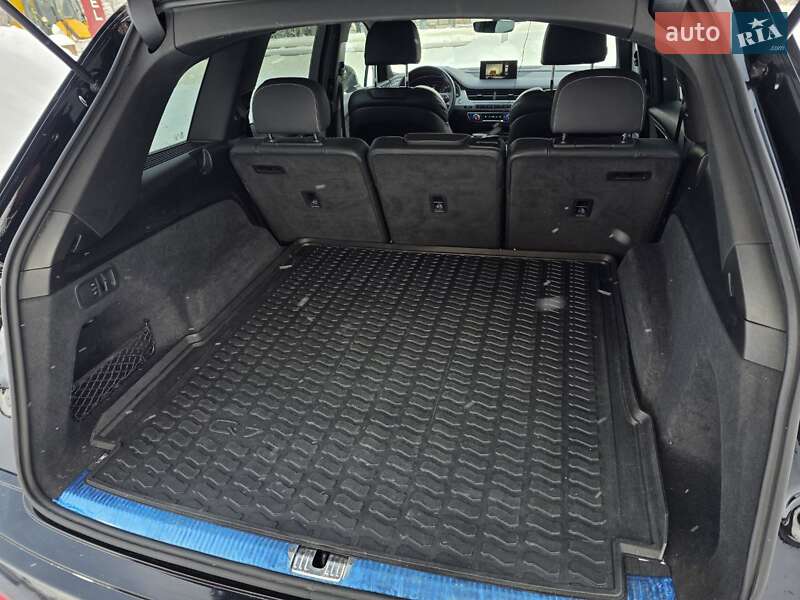 Позашляховик / Кросовер Audi Q7 2017 в Тернополі фото 53 Позашляховик / Кросовер Audi Q7 2017 в Тернополі