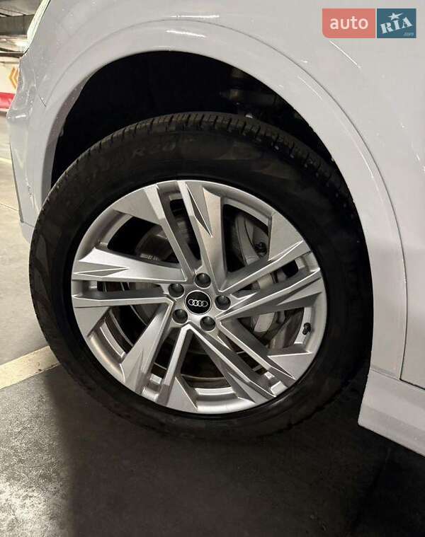 Внедорожник / Кроссовер Audi Q7 2020 в Одессе