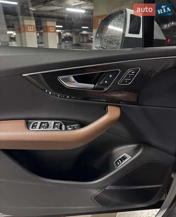 Внедорожник / Кроссовер Audi Q7 2020 в Одессе