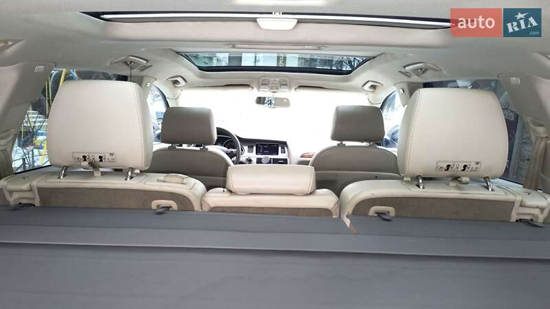 Позашляховик / Кросовер Audi Q7 2012 в Івано-Франківську
