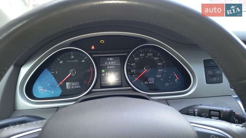 Позашляховик / Кросовер Audi Q7 2012 в Івано-Франківську